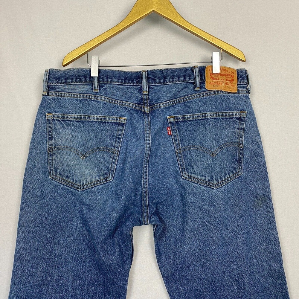 Levis 505 Regular Fit Mens 40x30 Straight Leg Jeans Blue Medium Wash 505 0216 - Picture 5 of 16